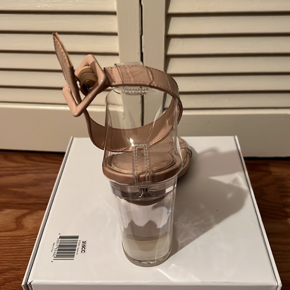 Clear block heels - size 9 - Picture 3 of 5